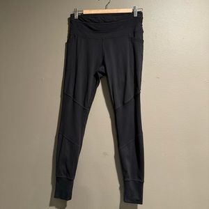 Athleta Excursion Leggings Size Medium